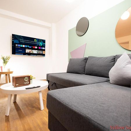 Ko-Living - Beatles Und Banksy Suites & Studios Am Eselsbrunnen - Altstadt - Kueche Halle  Extérieur photo